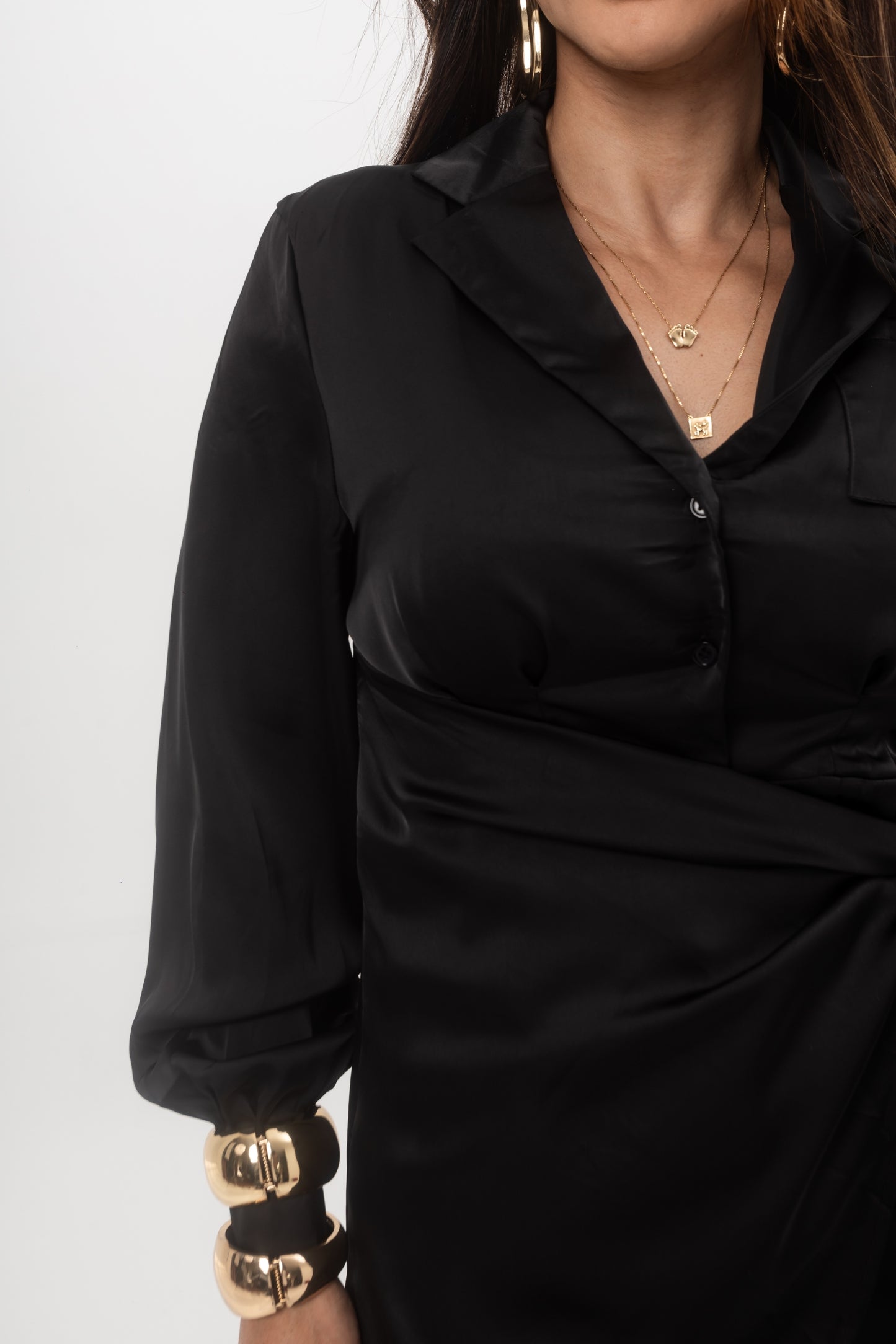Vestido Acetinado com Amarração Preto