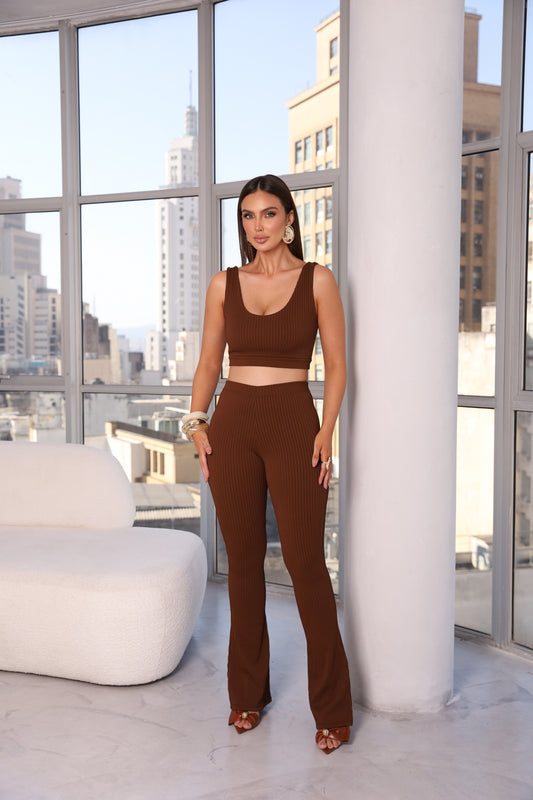 Calça Poliamida Flare Modeladora Marrom